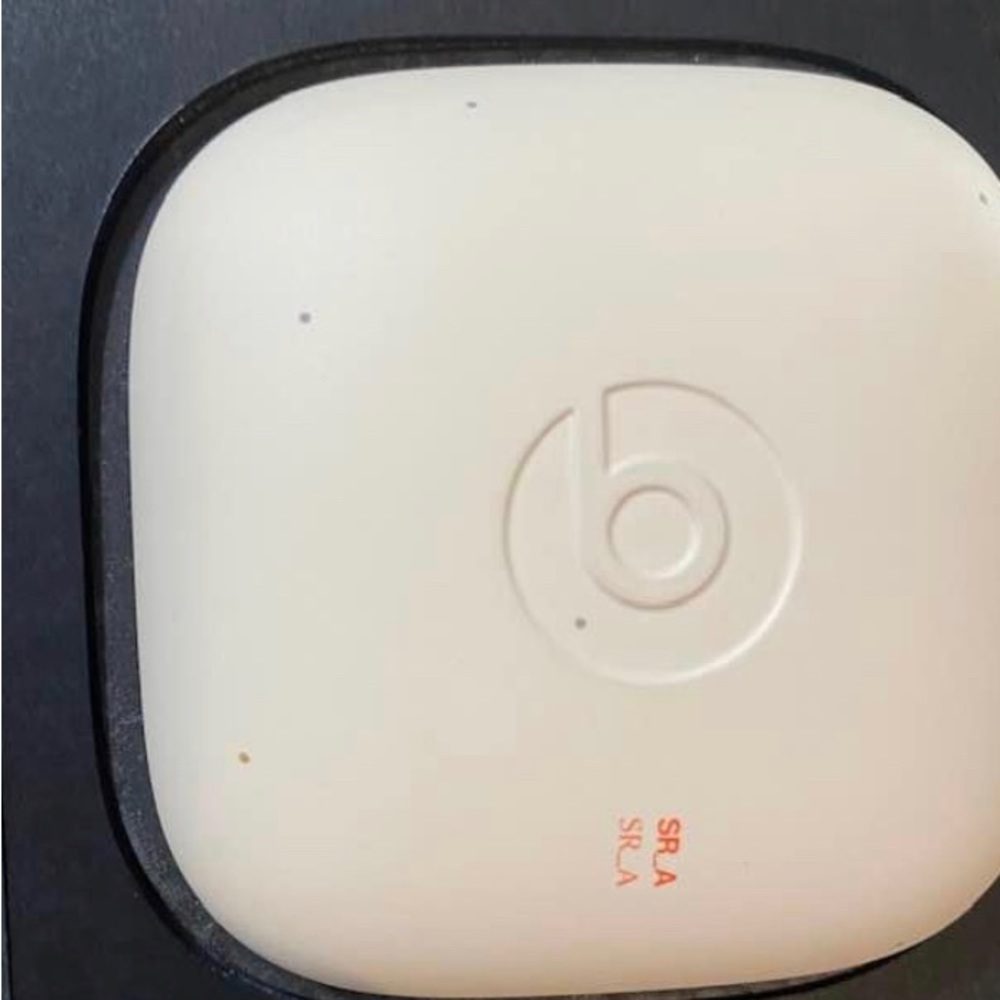 Powerbeats pro - Picture 2 of 2